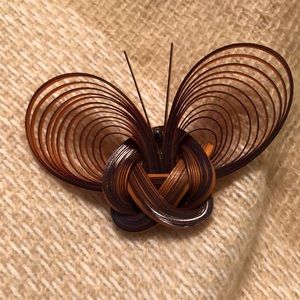 NWOT delicate wooden brooch